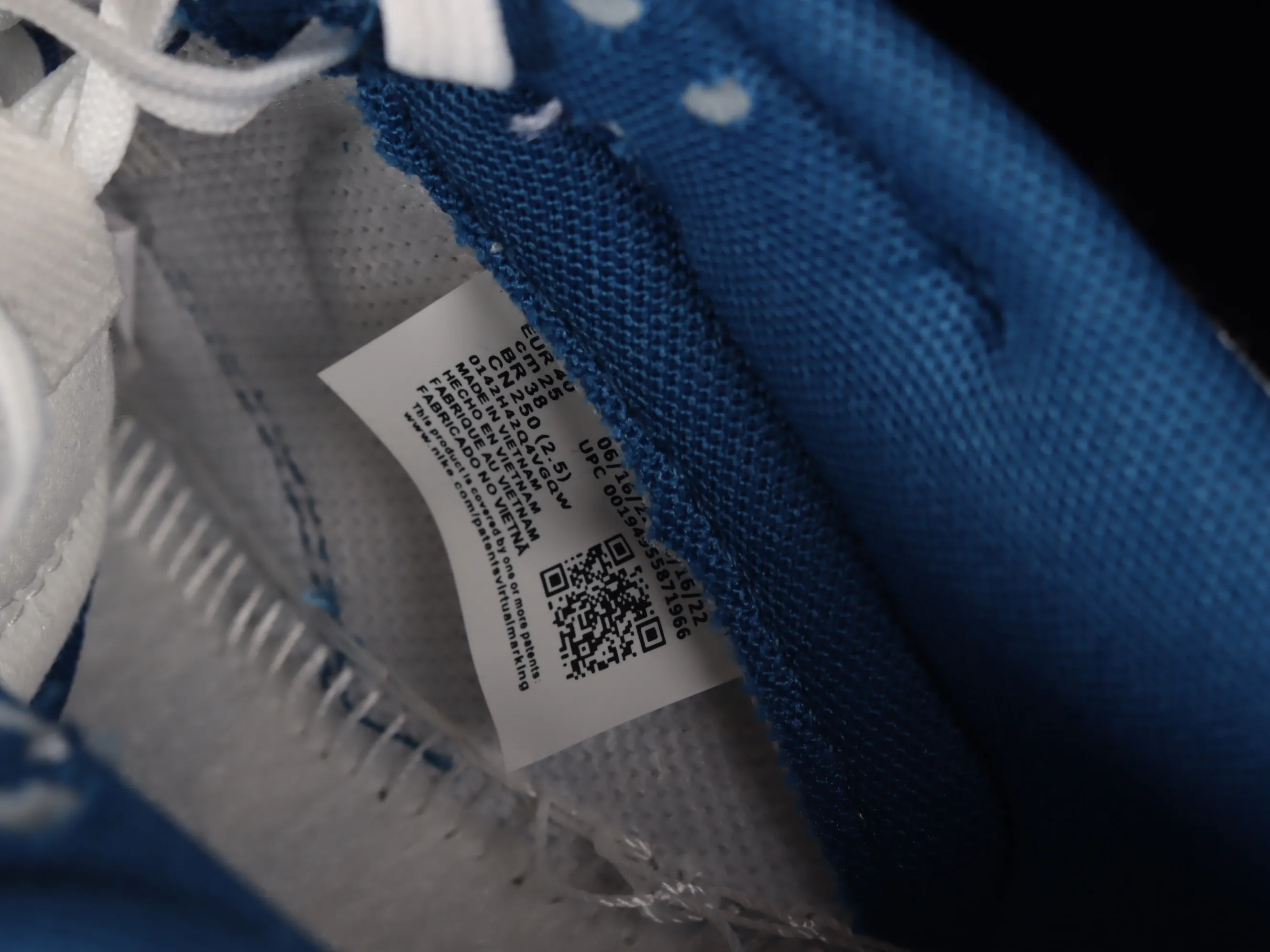 All Categories Nk SB Dunk Series Nk SB Dunk Low Low-top sneakers Cost-effective version Nk Dunk Low "Industrial Blue" Sashiko embroidery theme SB low-top sports and leisure sneakers DV0834-101